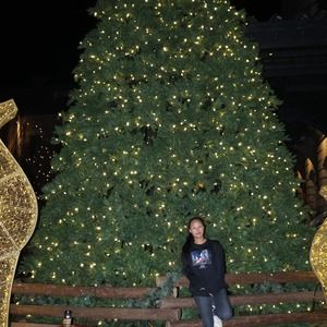 Meet your Posher, Monikala